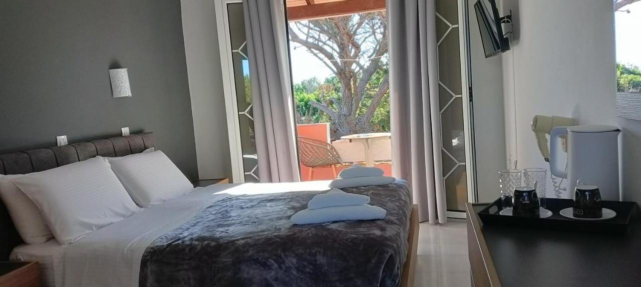 Alonaki Bay Apartment Halikounas ภายนอก รูปภาพ
