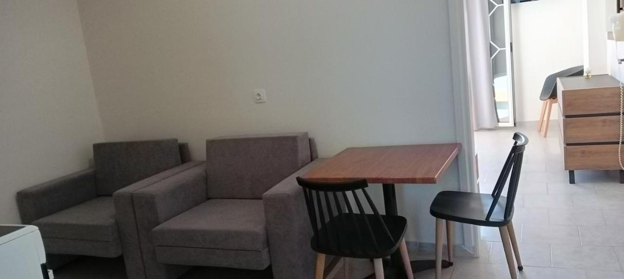 Alonaki Bay Apartment Halikounas ภายนอก รูปภาพ