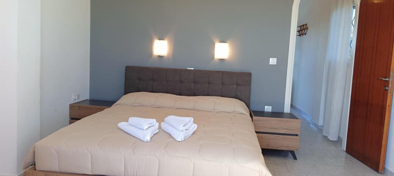 Alonaki Bay Apartment Halikounas ภายนอก รูปภาพ