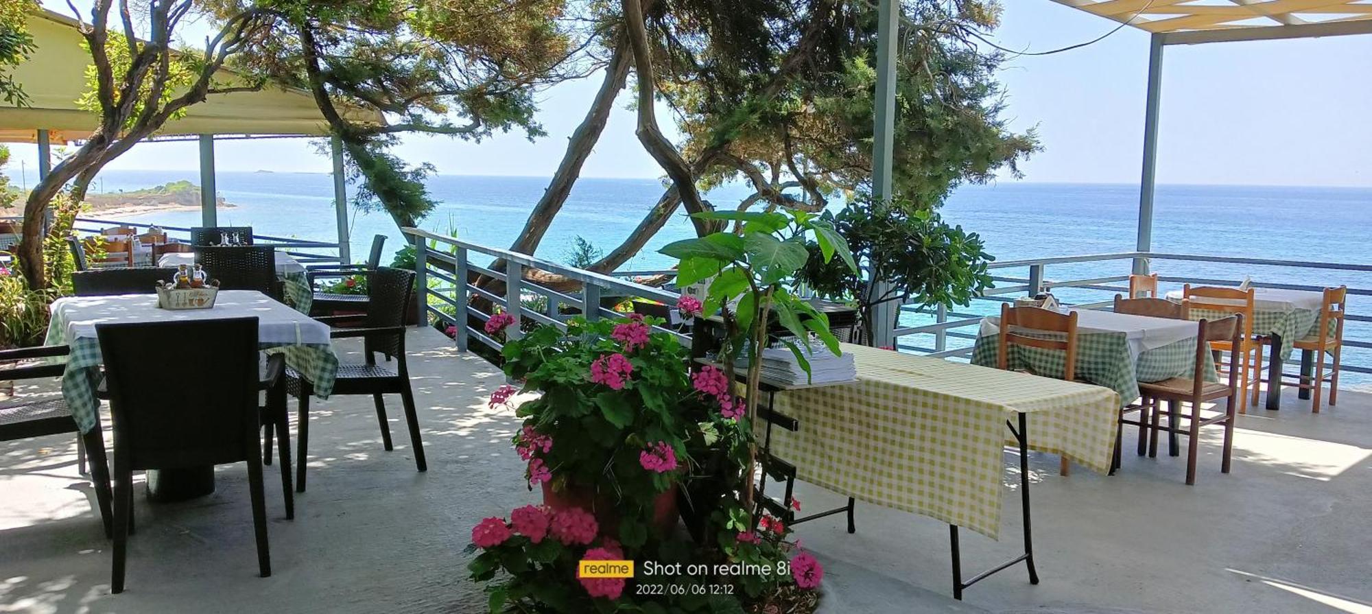 Alonaki Bay Apartment Halikounas ภายนอก รูปภาพ