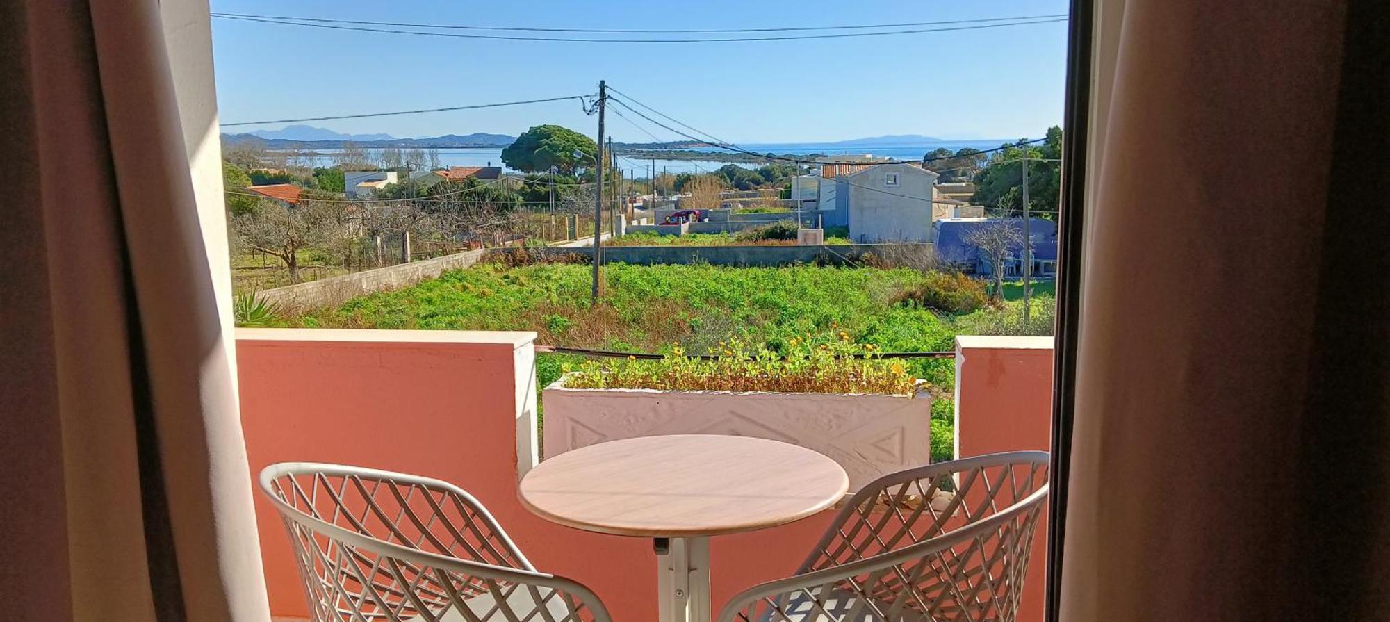 Alonaki Bay Apartment Halikounas ภายนอก รูปภาพ