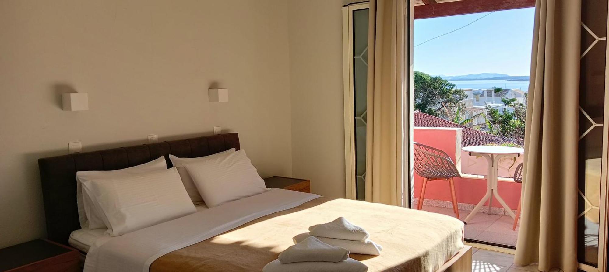 Alonaki Bay Apartment Halikounas ภายนอก รูปภาพ